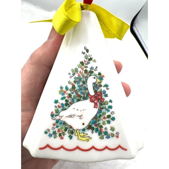 Festive Fragrant Ornament Fine Porcelain Bayberry Scented Hanging Scented Decora - Picture 6 of 8